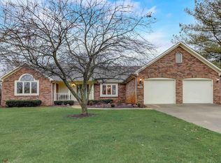 3588 S Homestead Dr, New Palestine, IN 46163