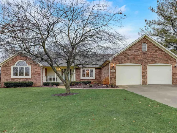 3588 S Homestead Dr, New Palestine, IN 46163