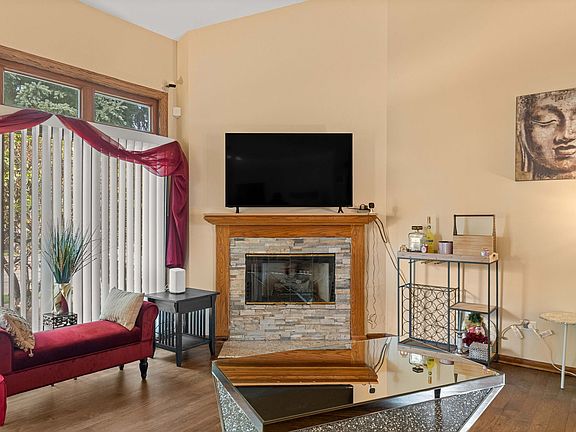 5th image of 6930 Lexington Ct