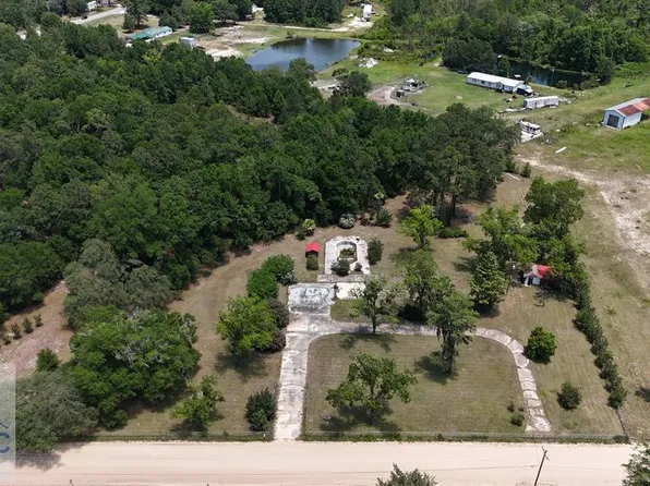 2710 Beechwood Dr, Jesup, GA 31545