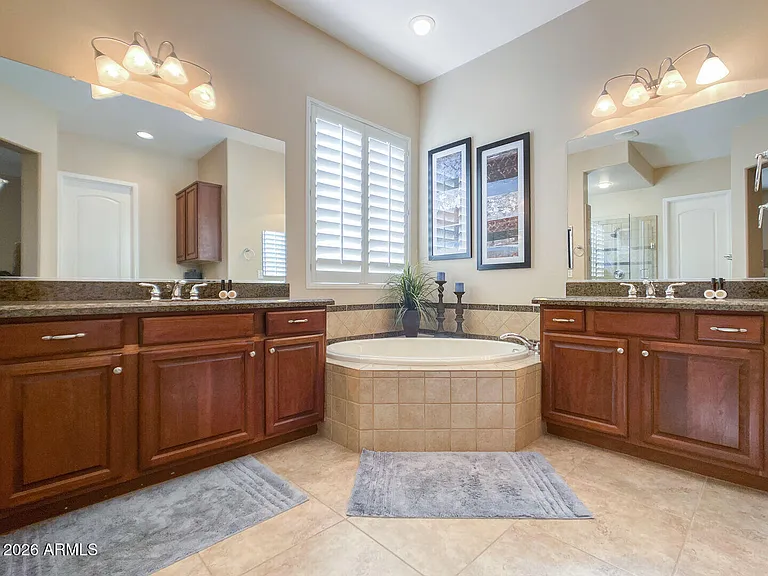 4279 E Sourwood Dr — Photo 17