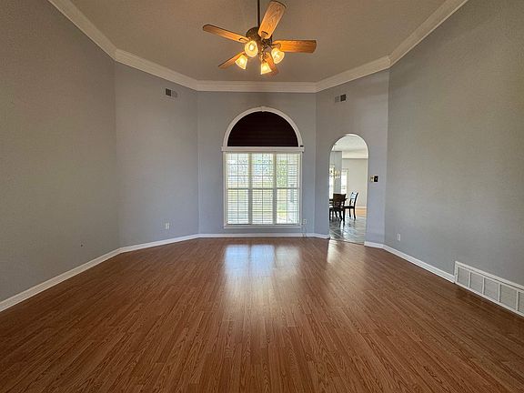4th image of 8579 May Orchard Ln