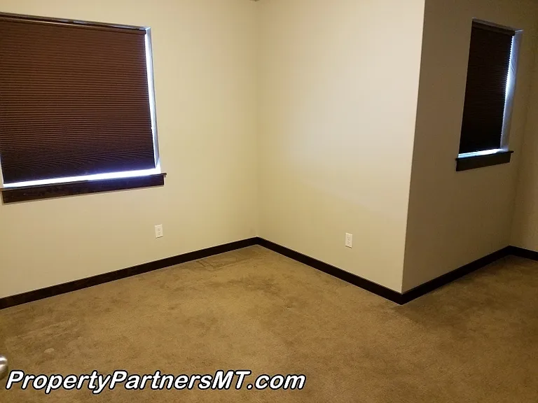 1958 Leeward Ct — Photo 8