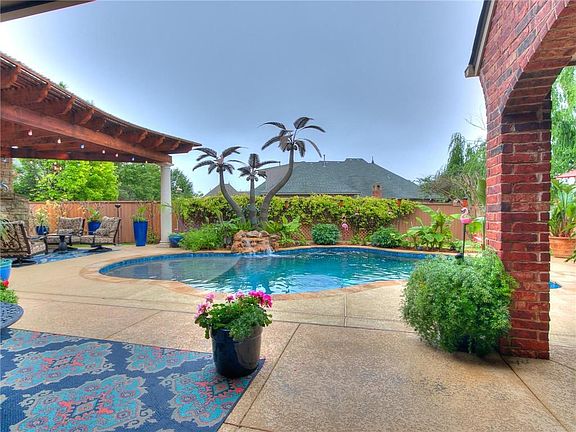 4th image of 5308 NW 125th Ct