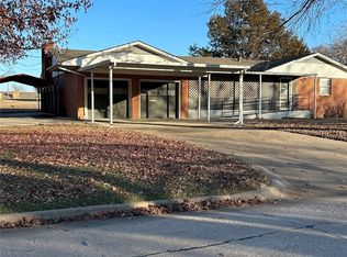 122 SE Morningside Ave, Bartlesville, OK 74006