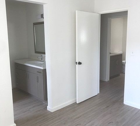 3rd image of 3714 Inglewood Blvd APT 12