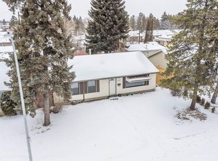 8908 130th Ave NW, Edmonton, AB