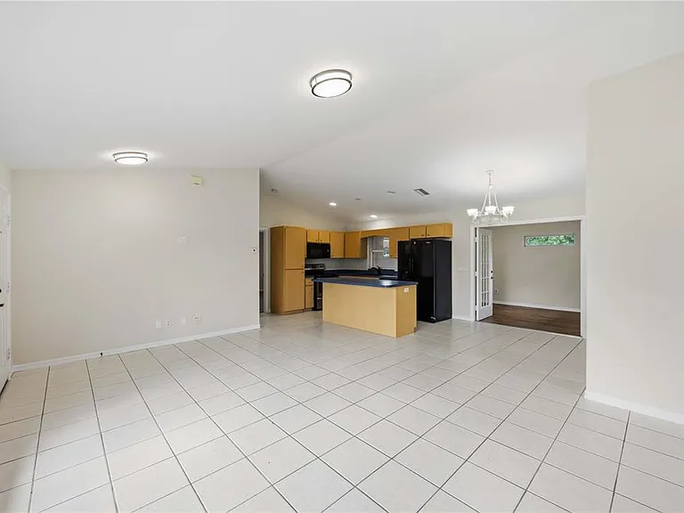 2260 Mistleto Ln — Photo 7