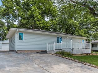 7907 SW 10th St, Des Moines, IA 50315