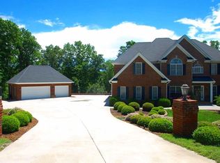 551 Bridge Tree Ct, Evington, VA 24550