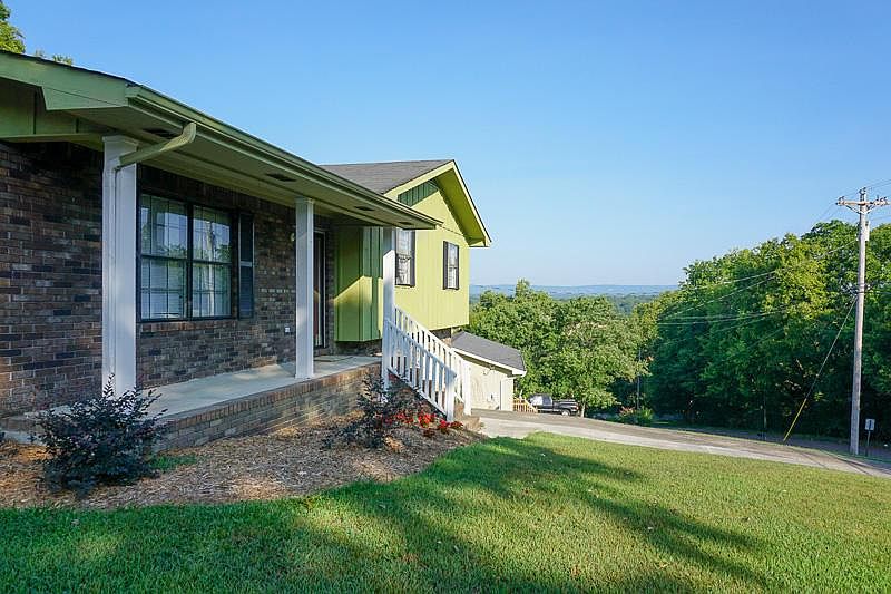 1st image of 106 Leona Dr