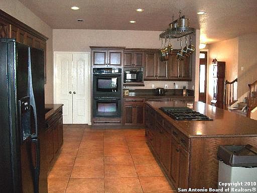 5th image of 504, 500 LAKE VALLEY DRIVE