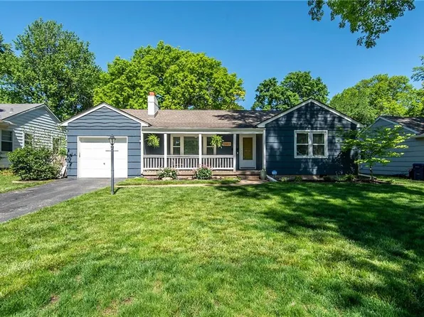 4736 W 61st St, Mission, KS 66205