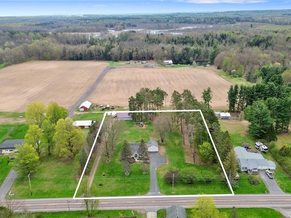 2534 Lamson Rd, Phoenix, NY 13135