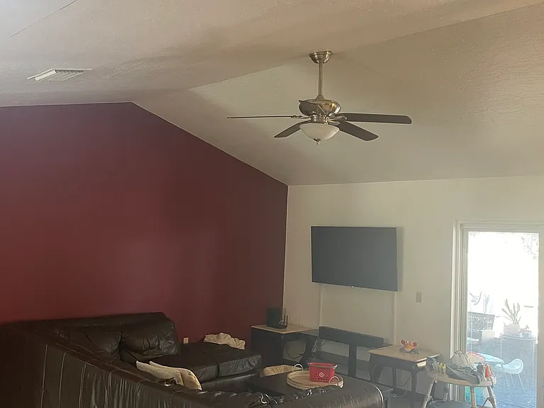 901 Nevada Dr NE — Photo 6
