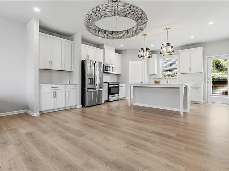 6504 Brooklake Ct — Photo 5