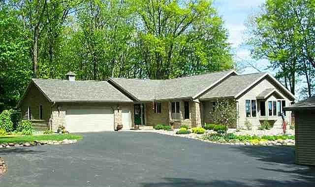1st image of 206253 Driftwood Ln