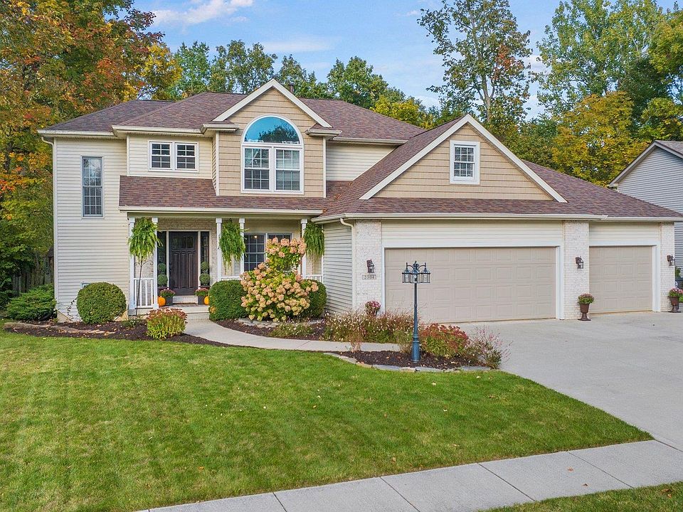 2304 Weather Wood Pl, Fort Wayne, IN 46818 | Zillow