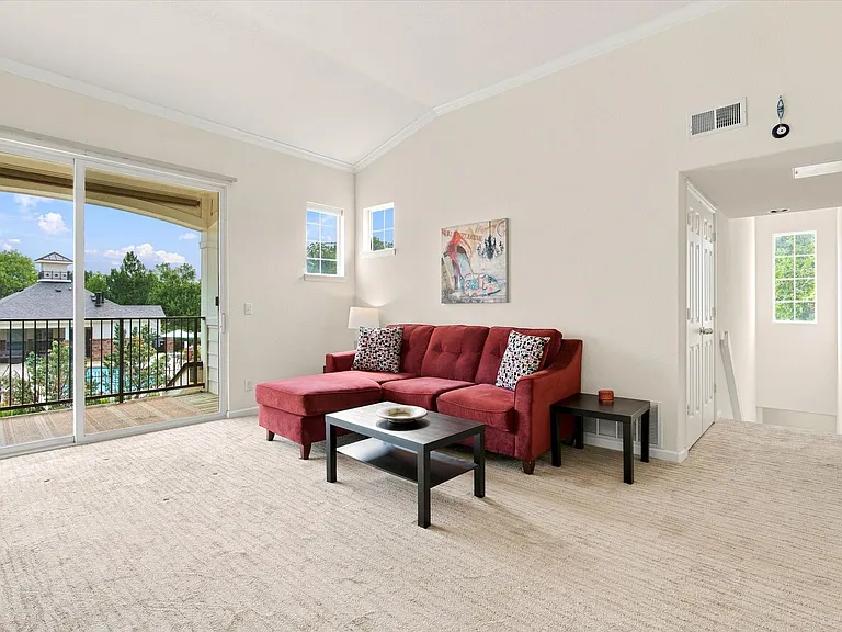 1153 S Alton St #B — Photo 4