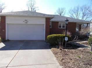 1180 Haverston Rd, Lyndhurst, OH 44124