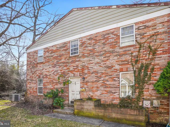 4915 Arctic Ter, Rockville, MD 20853