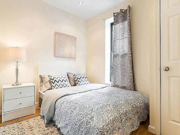 3rd image of 940 Columbus Ave #5F