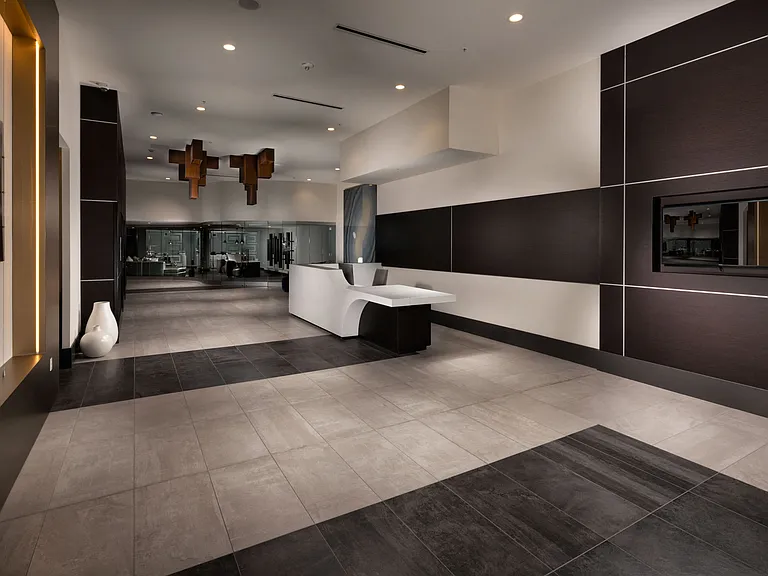 Topaz Apartments — Photo 30