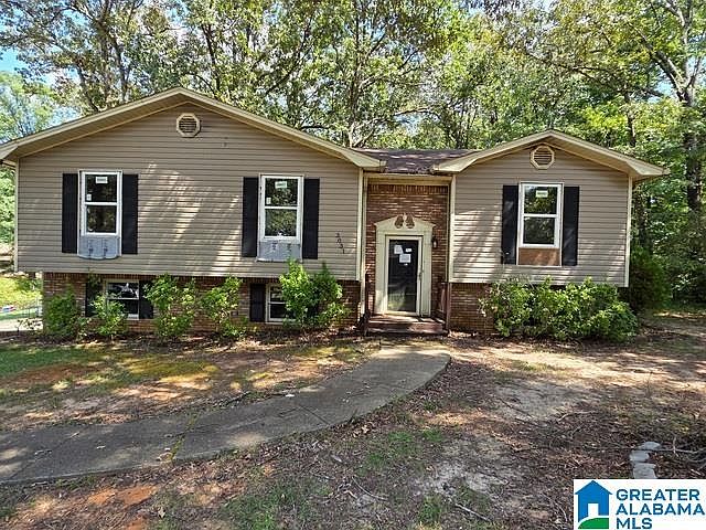 1st image of 3031 Lone Oak Rd