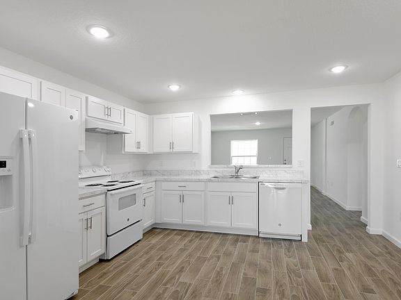 2nd image of 808 Abbeville Ct #A