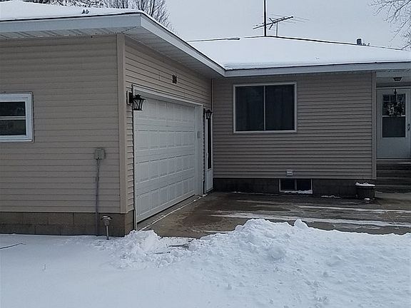 2nd image of 114 School Ct