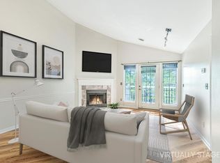 918 Harbor House Dr UNIT 6, Madison, WI 53719