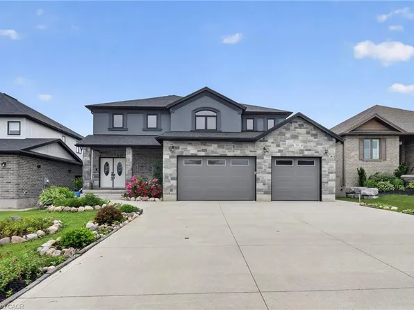 81 Reagan St, Perth East, ON N0K 1M0