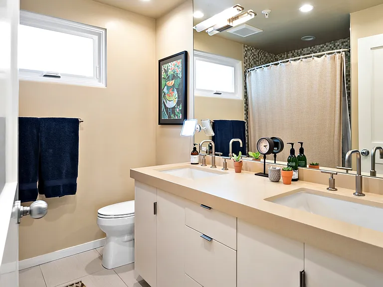 225 Homer St — Photo 24