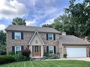 9654 W 116th St, Overland Park, KS 66210