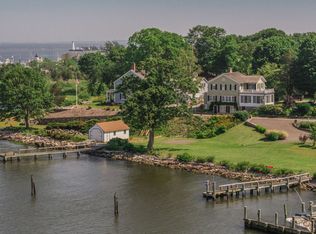 184 N Cove Rd, Old Saybrook, CT 06475