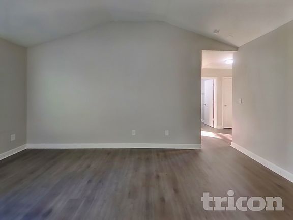 3rd image of 1032 Crowders Woods Dr
