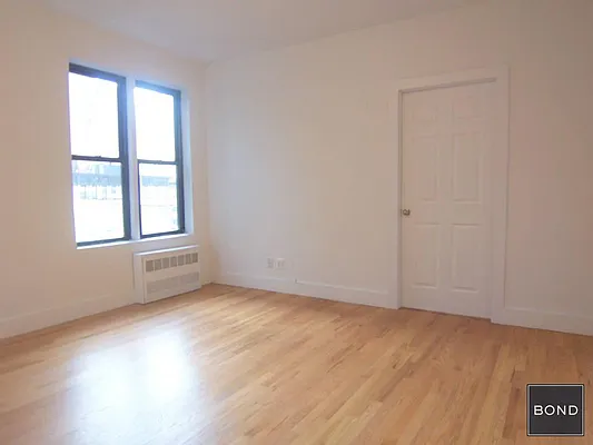 Rented by Bond New York | media 19