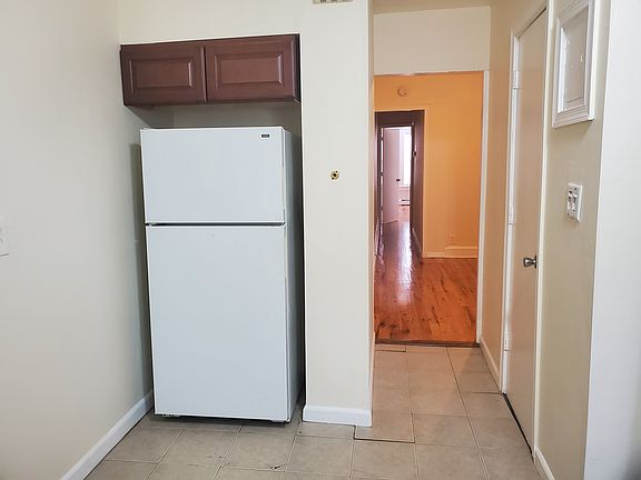 2nd image of 166 Highland Ave #37E