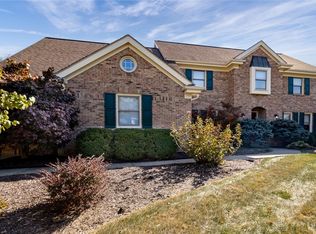 8300 Riviera Ct, Springboro, OH 45066