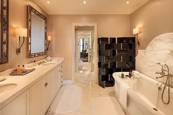 Rented by Trump International Realty | media 15