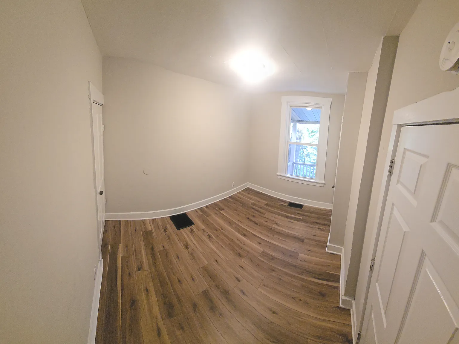 2 bed, 100 sqft, $1,299 — Photo 1