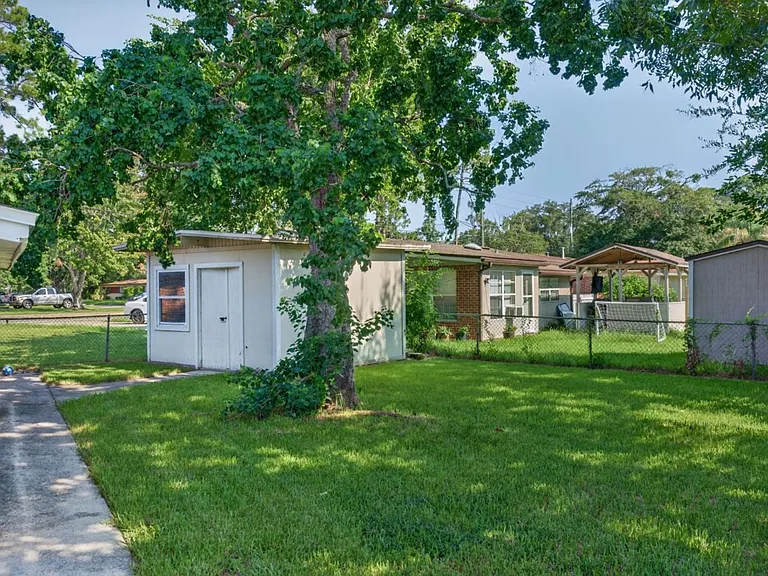 5503 Boeing Dr — Photo 42