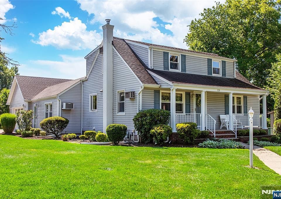 1st image of 139 Cosman Street