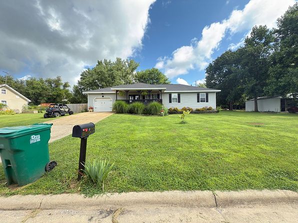 104 Autumn Dr