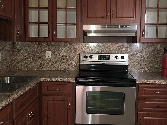 5th image of 15600 NW 7th St #814