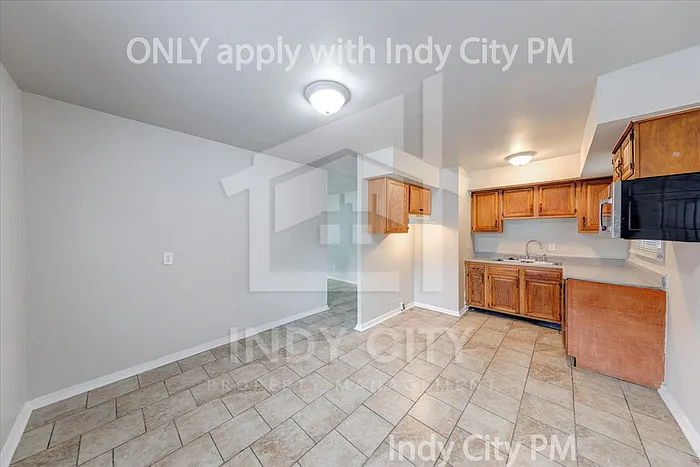 3232 Normandy Rd — Photo 9