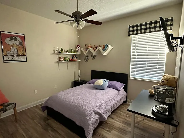 412 Waterside Cir — Photo 6