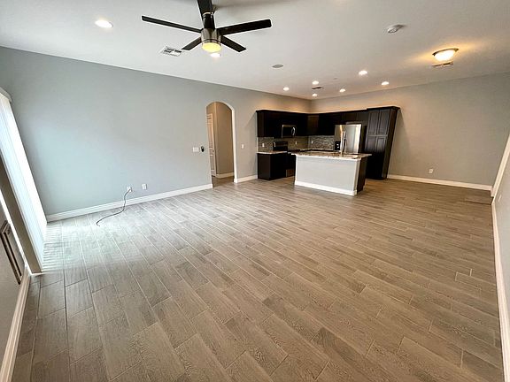 5th image of 734 Pala Mesa Dr