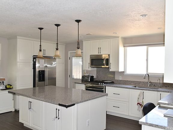 3rd image of 6443 Kenwater Ave
