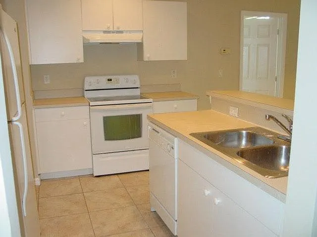 3 bed, 1357 sqft, $1,475 — Photo 4